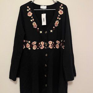 Size US 8: NWT ASOS DESIGN Embroidered Long Sleeve Cotton Minidress